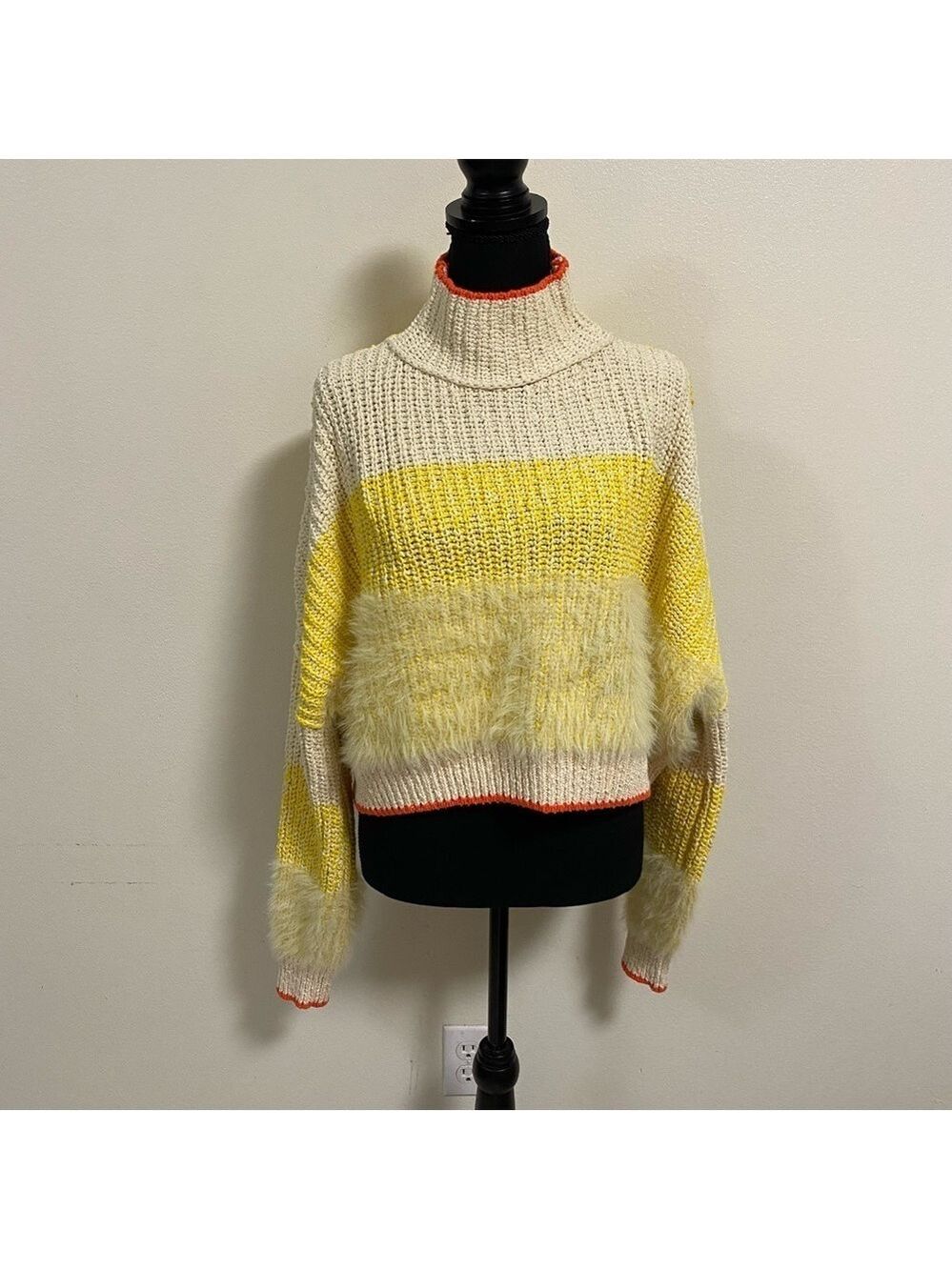 Free People Sweater Womens Size Small & Medium Sunbrite Mock neck crop sweater